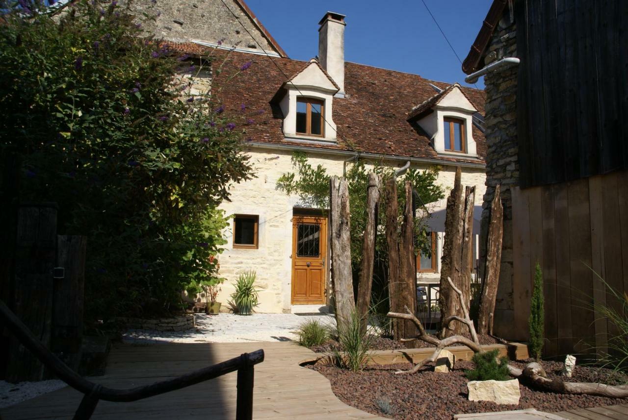 Gite Des Remparts Beze Экстерьер фото